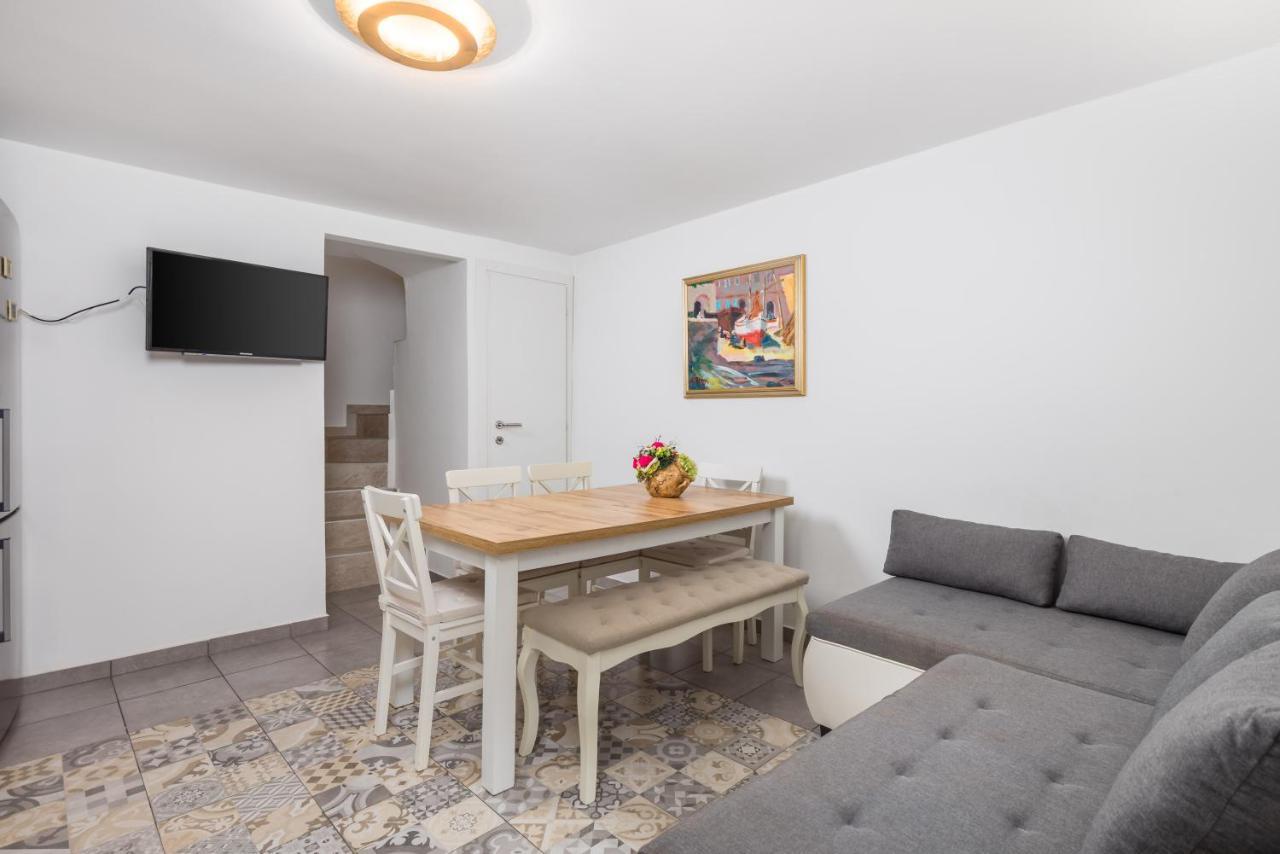 בלי Mediterranean House Markoc New Renovated! מראה חיצוני תמונה